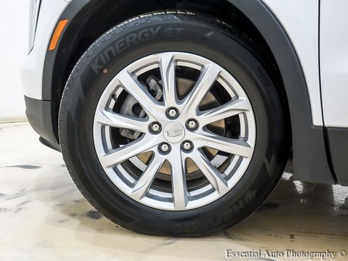 Used 2023 Cadillac XT4 Luxury image 12