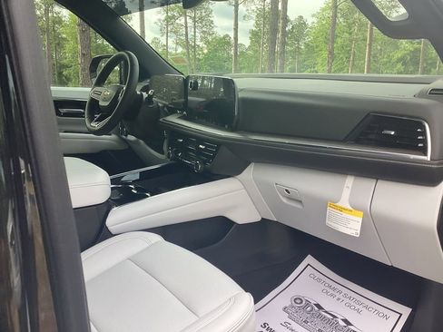 New 2025 Chevrolet Tahoe Premier RWD image 20