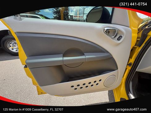 Used 2006 Chrysler PT Cruiser Touring FWD image 13