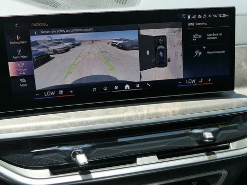 Used 2025 BMW X7 xDrive40i w/ Premium Package AWD/4WD image 20