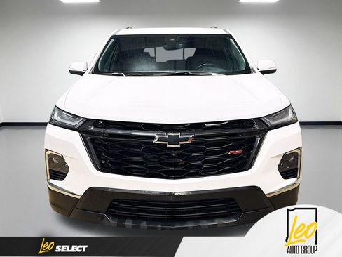 Used 2023 Chevrolet Traverse RS w/ LPO, Floor Liner Package AWD/4WD image 2