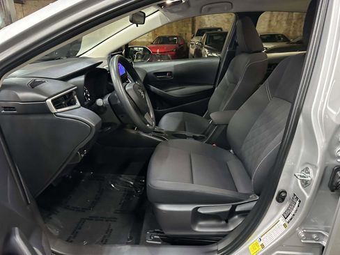 Used 2023 Toyota Corolla LE FWD image 14