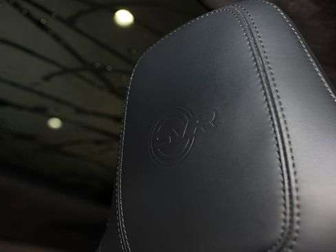 Used 2021 Jaguar F-PACE SVR image 39