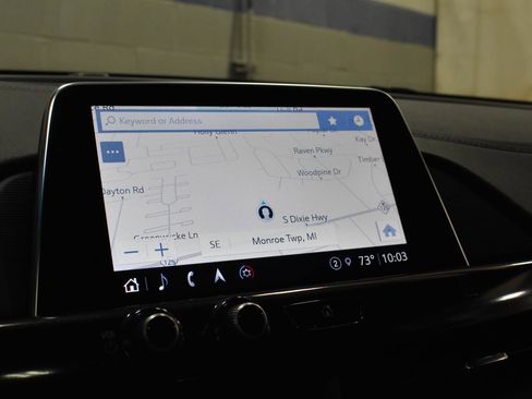 Certified 2021 Cadillac CT4 Luxury w/ Sun And Sound Package image 17