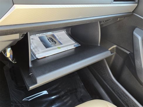 Certified 2020 Volkswagen Jetta SE image 22