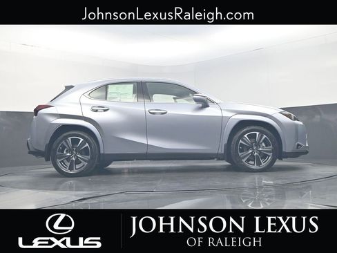 New 2025 Lexus UX 300h FWD image 22