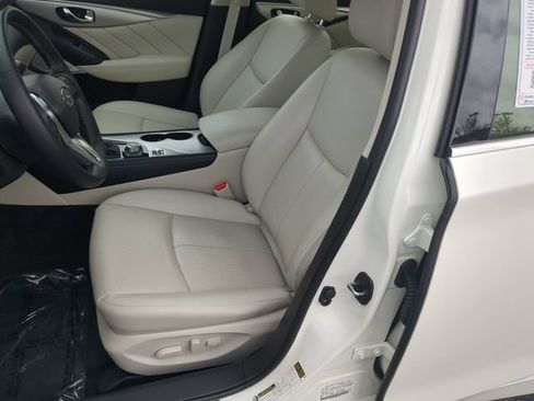 Used 2024 INFINITI Q50 Luxe w/ Cargo Package RWD image 22