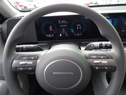 New 2026 Hyundai Kona SE image 15