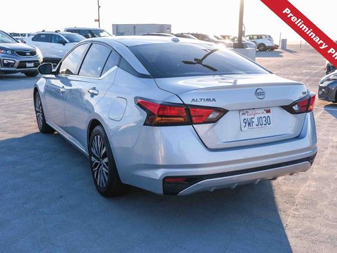 Used 2023 Nissan Altima 2.5 SV FWD image 6