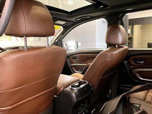 Used 2024 Nissan Titan Platinum Reserve w/ Moonroof Package image 23