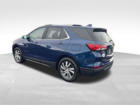 Used 2023 Chevrolet Equinox Premier image 3