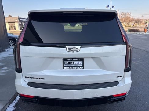 Used 2021 Cadillac Escalade Sport w/ Driver Assist Tech Package image 7