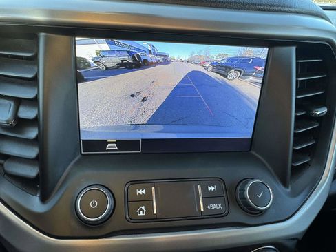 Used 2023 GMC Acadia AT4 image 26