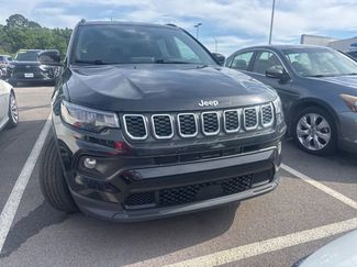 Used 2025 Jeep Compass Latitude AWD/4WD video 2