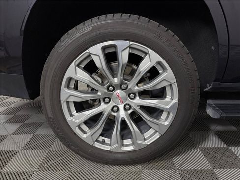Certified 2023 GMC Yukon Denali AWD/4WD image 16