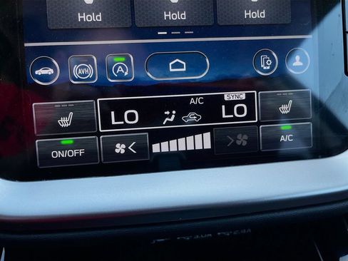 Used 2025 Subaru Outback Limited AWD/4WD image 21