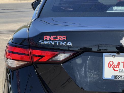 Used 2025 Nissan Sentra S image 7