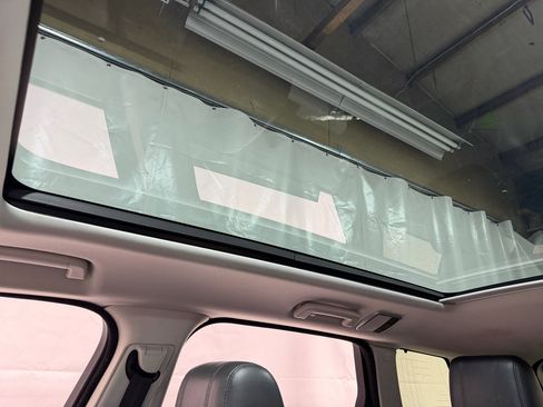 Used 2016 Land Rover Range Rover Sport HSE image 35