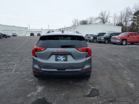 Used 2020 GMC Terrain SLE w/ Elevation Edition image 4