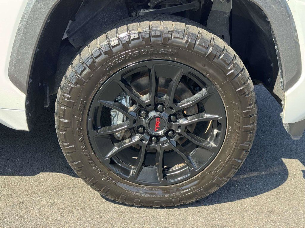 Used 2023 Toyota Tundra Limited AWD/4WD image 27