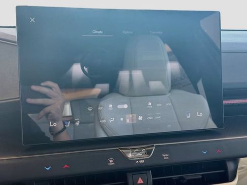 New 2026 Lexus ES 350e w/ Convenience Package FWD image 32