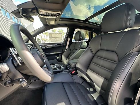 Used 2026 Porsche Macan S AWD/4WD image 5