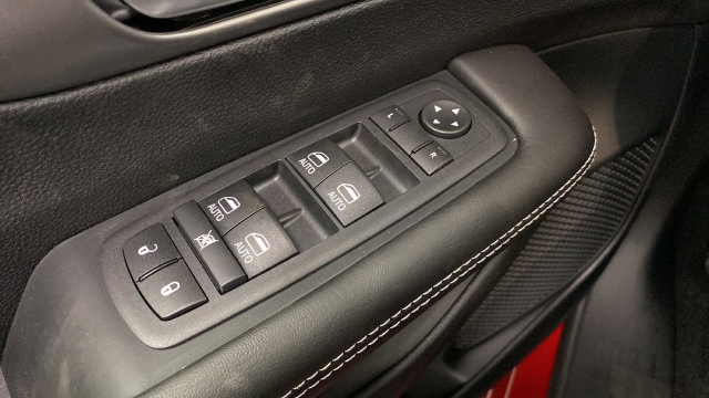New 2027 Chrysler Pacifica Select FWD image 21