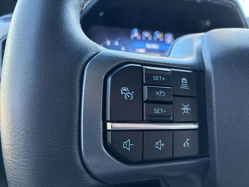 Used 2025 Ford F150 Lariat w/ Equipment Group 501A Mid image 27