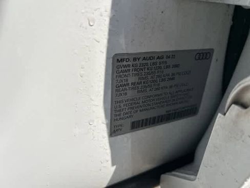 Used 2023 Audi Q3 2.0T Premium image 9