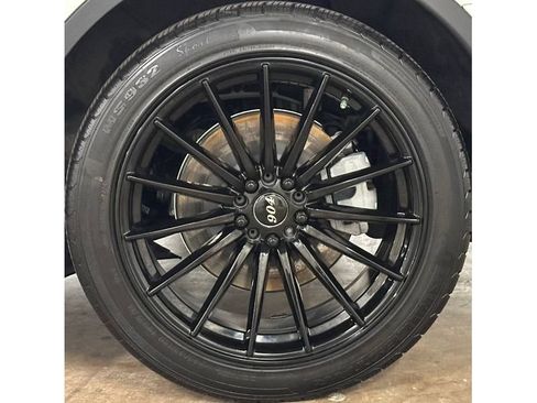 Used 2023 Tesla Model Y Long Range AWD/4WD image 10