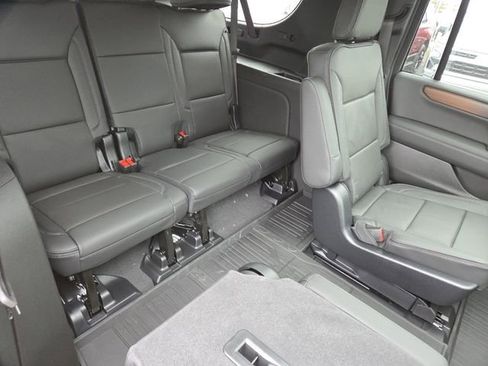 New 2026 GMC Yukon XL Denali w/ Sun & Power Step Package image 31