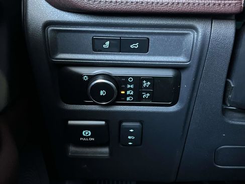 Certified 2024 Ford Expedition Max Limited image 30