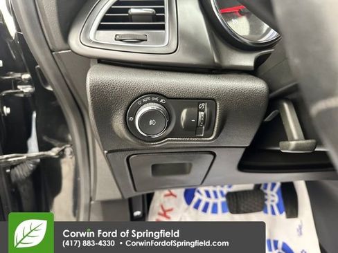 Used 2018 Buick Cascada Premium image 25