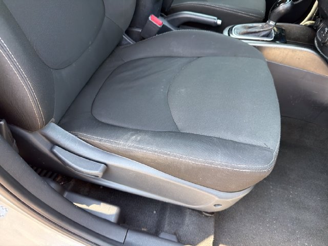 Used 2012 Kia Soul + w/ Audio Pkg FWD image 26