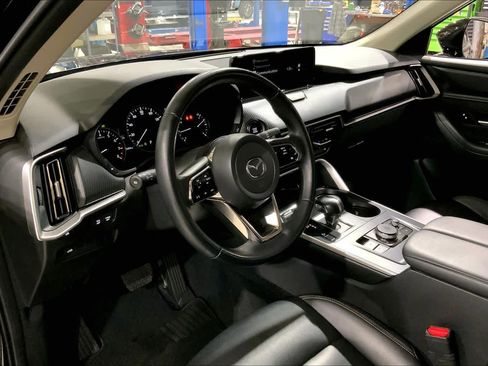 Used 2024 MAZDA CX-90 3.3 Turbo w/ Select Package image 17