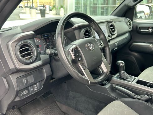 Used 2023 Toyota Tacoma TRD Off-Road image 26