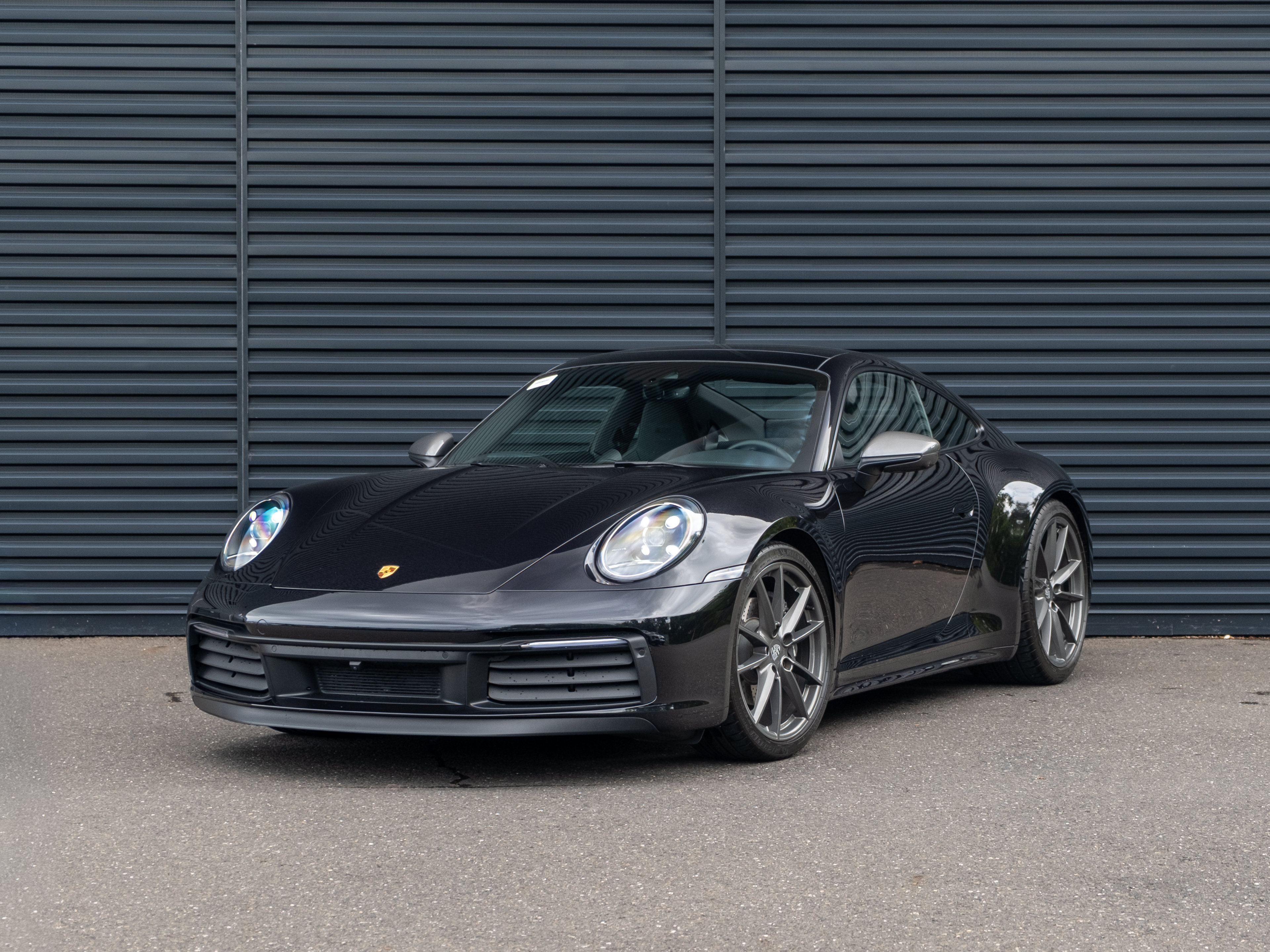 Certified 2024 Porsche 911 Carrera T RWD image 1