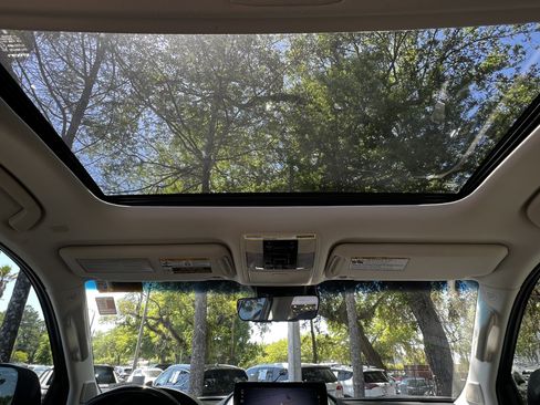 Used 2022 Lexus GX 460 Premium image 38