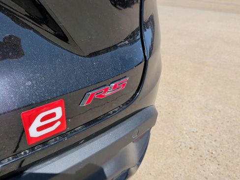 New 2026 Chevrolet Trax RS w/ Sunroof Package image 36