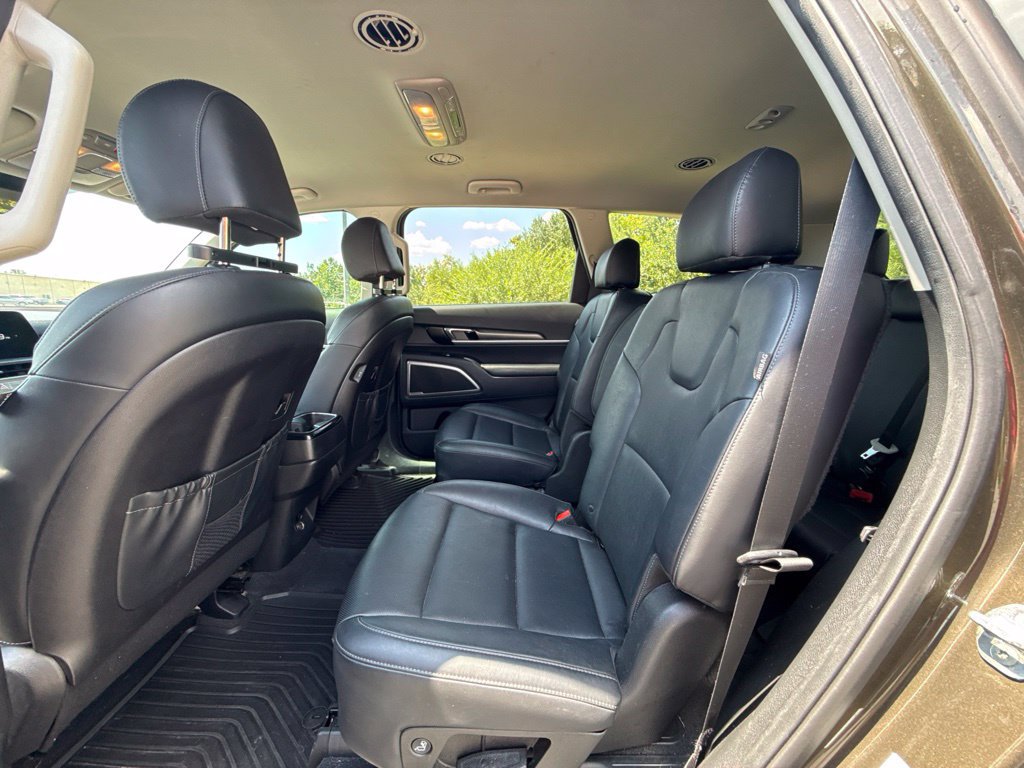 Used 2023 Kia Telluride S AWD/4WD image 12