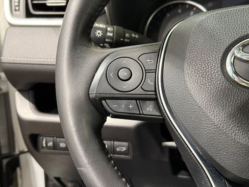 Used 2019 Toyota RAV4 XLE Premium w/ Cold Weather Package image 25