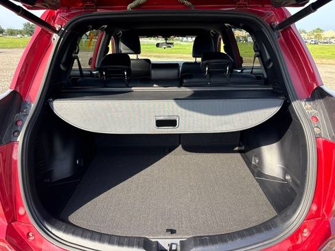 Used 2016 Toyota RAV4 SE AWD/4WD image 10