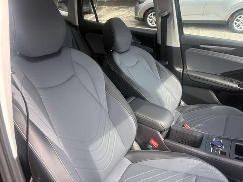 Used 2026 Volkswagen Tiguan SE AWD/4WD image 31
