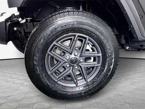 New 2026 Jeep Gladiator Sport image 13