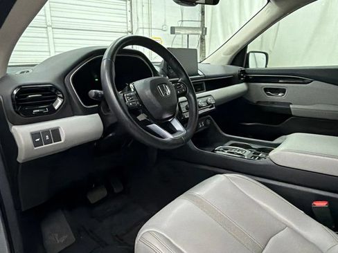 Used 2024 Honda Pilot EX-L image 12
