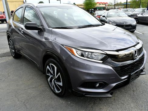 Used 2019 Honda HR-V Sport image 4