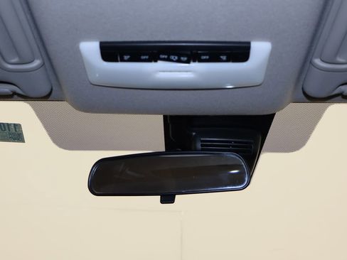 Used 2024 Nissan Versa S w/ S Plus Package image 24