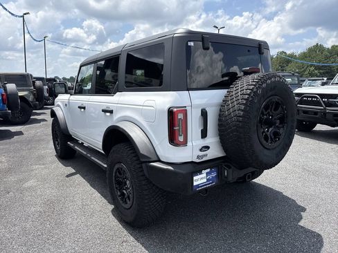 Used 2024 Ford Bronco Wildtrak AWD/4WD image 5
