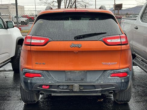 Used 2015 Jeep Cherokee Trailhawk w/ Comfort/Convenience Group image 3