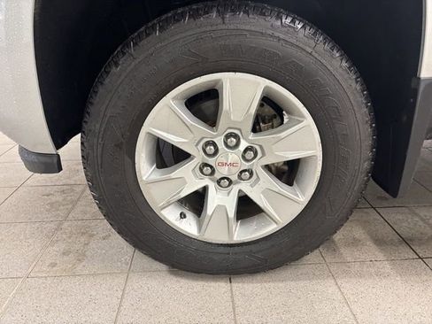 Used 2015 GMC Canyon SLE w/ SLE Convenience Package image 10